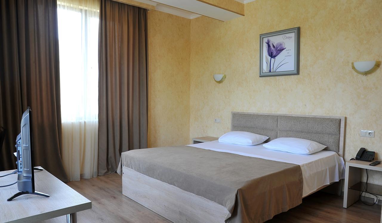 Hotel Ok Georgia Tbilisi Exteriör bild