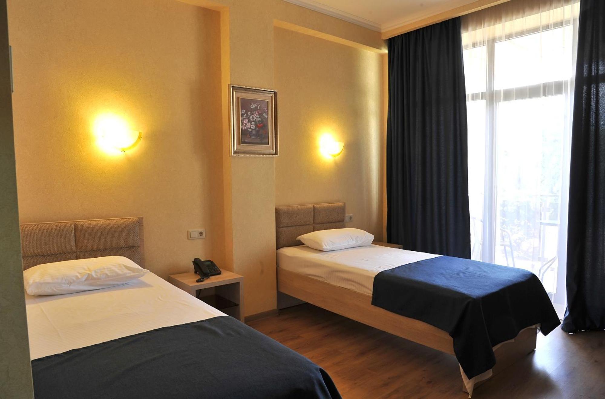 Hotel Ok Georgia Tbilisi Exteriör bild